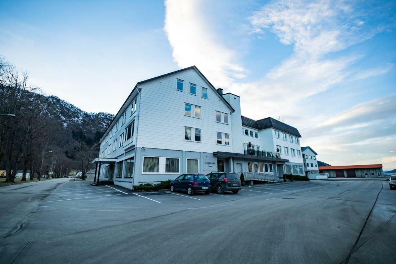 Nordfjord Hotell - Bryggen Nordfjordeid Exterior foto